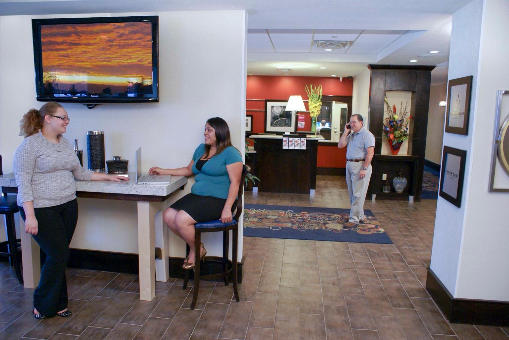 Hampton Inn Orange Exterior foto